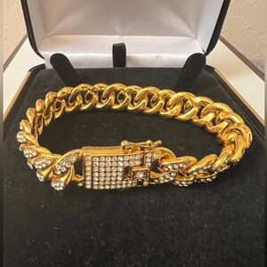 Men’s Gold-tone crystal
Cuban link chain bracelet. Fashion Jewelry